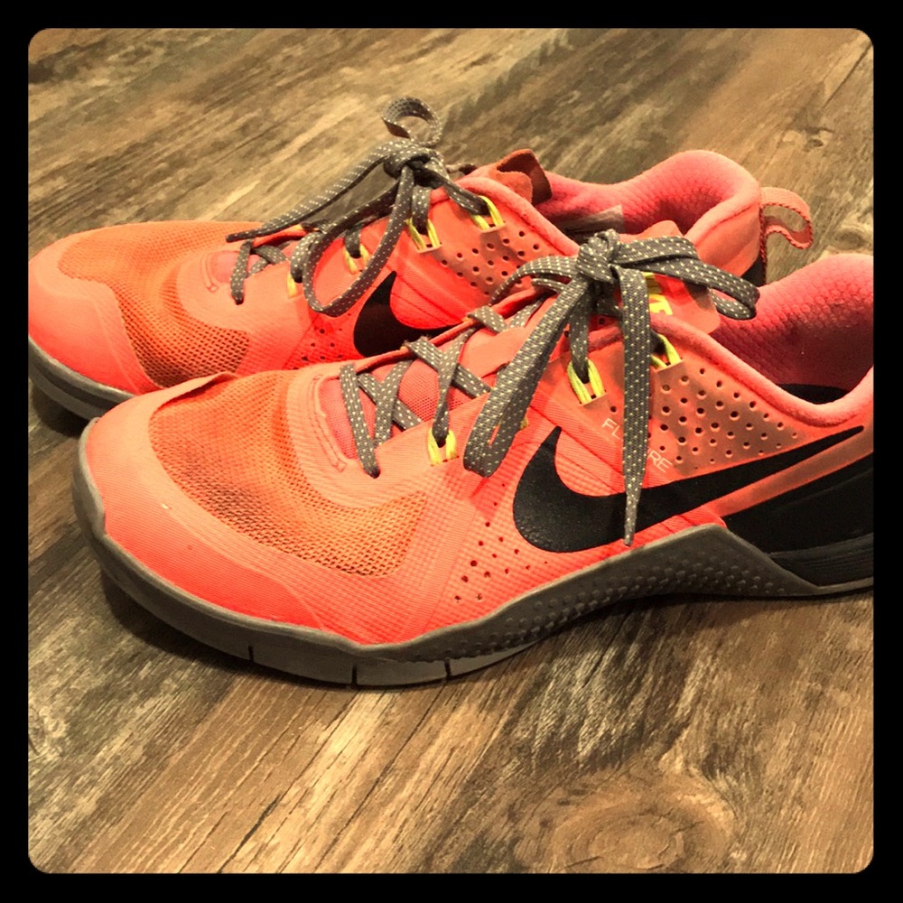 Womens Nike metcons